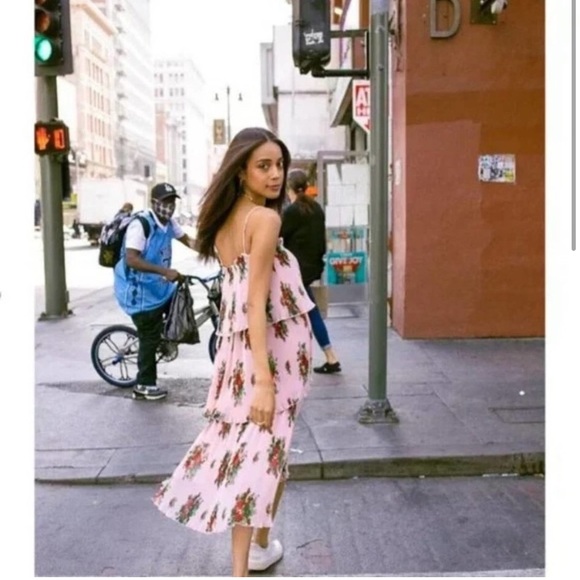 Ganni Pleated Georgette Strap Midi Dress in Cherry Blossoms Size 40 - Picture 1 of 10